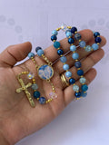Terço Azul Crucificação – dourado